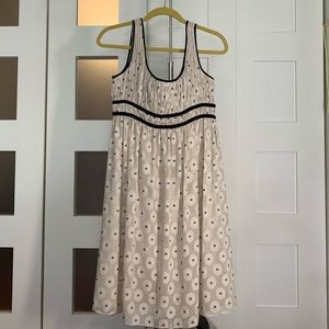ADRIANNA PAPELL babydoll dress